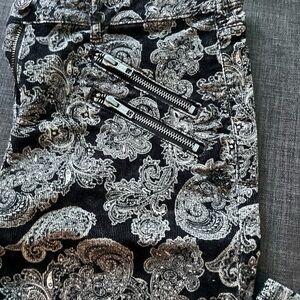 Scotch & Soda Black and Gray Paisley Women Jeggings